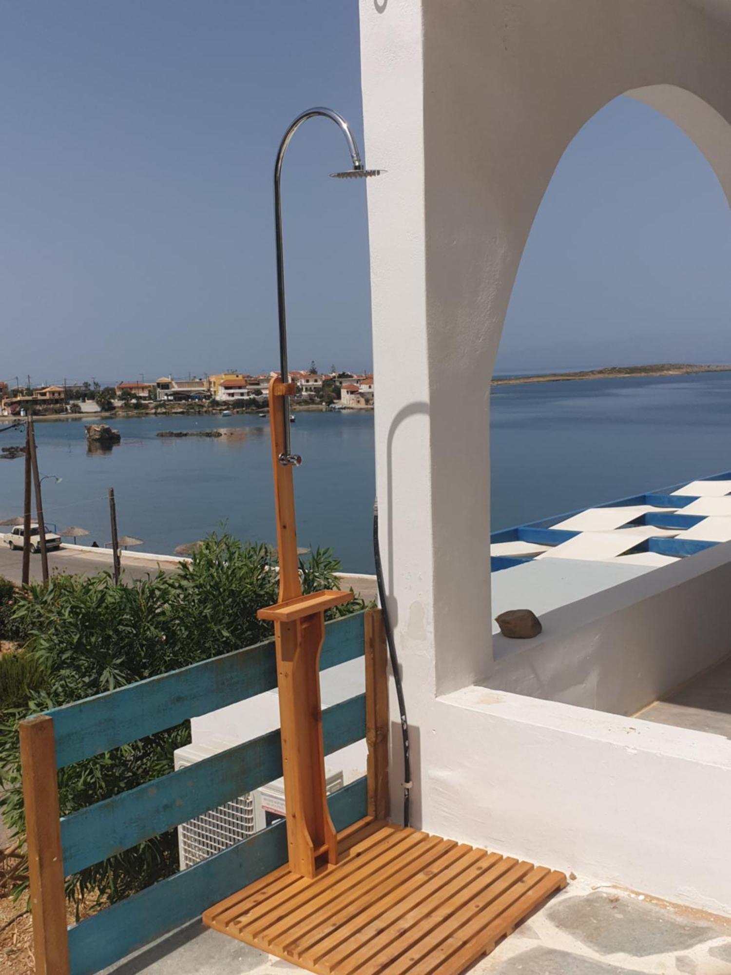 Sunset House * Archangelos (Laconia)